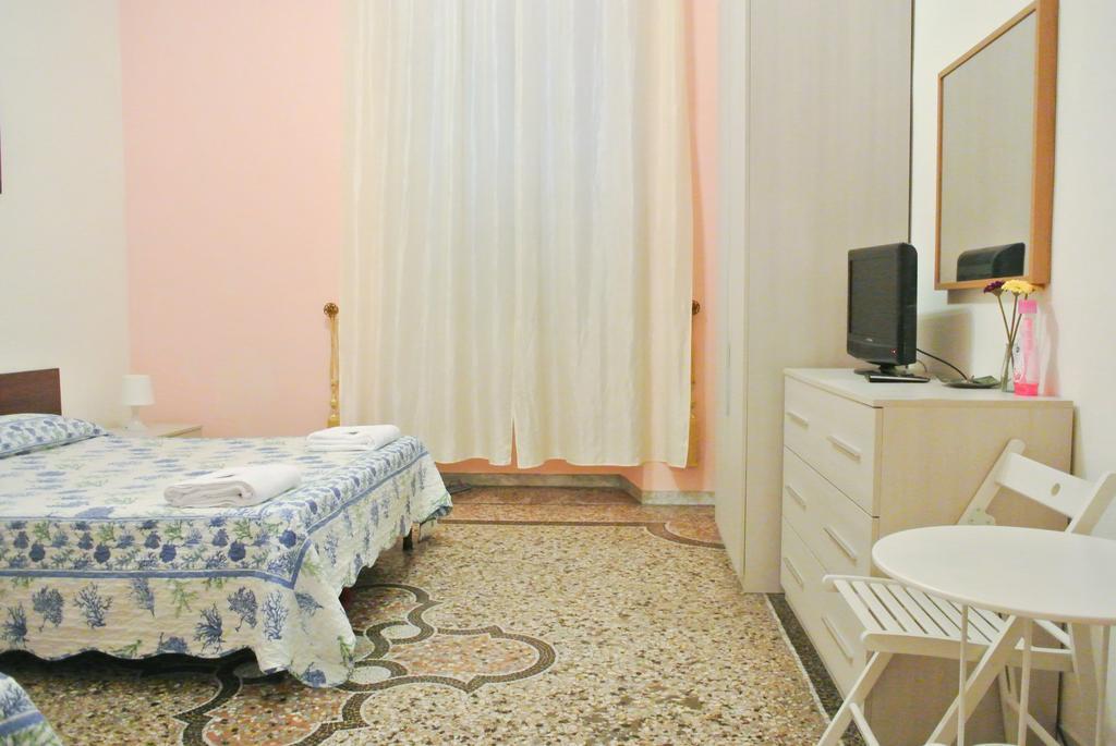Guest House Hellokitty Róma Kültér fotó