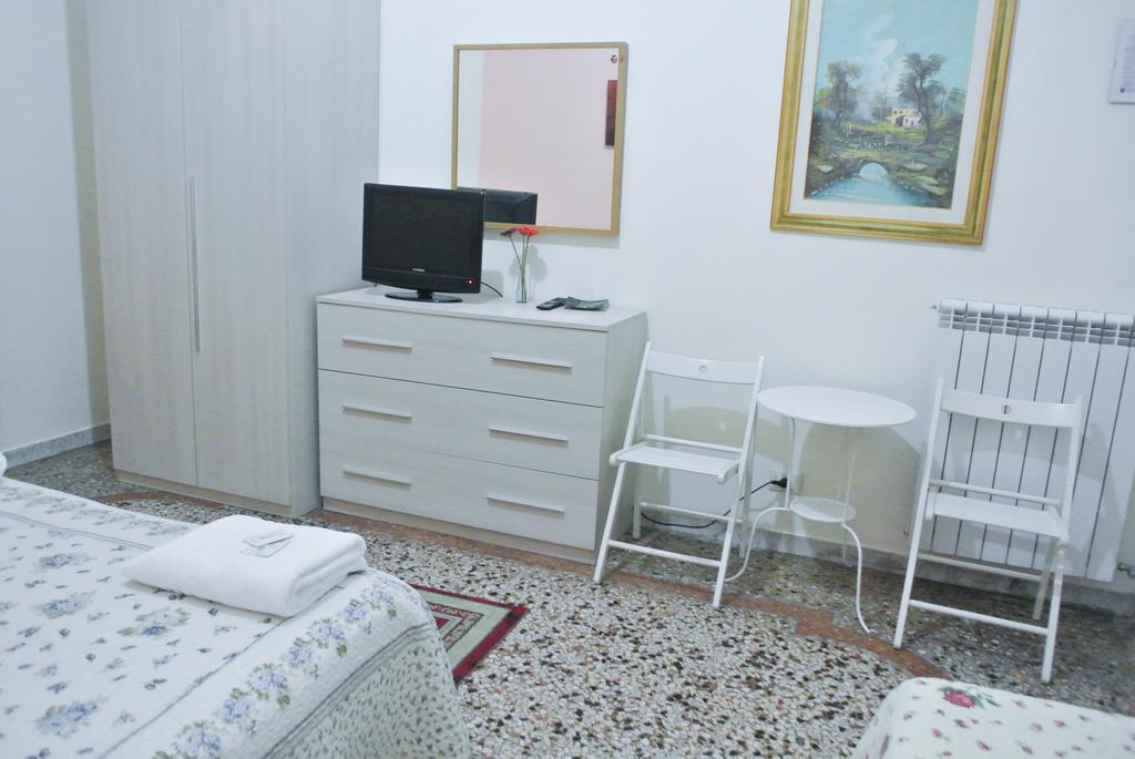 Guest House Hellokitty Róma Szoba fotó